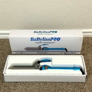 BABYLISS CURLING IRON